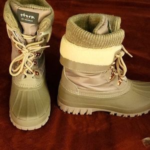 Storm by Cougar boots size 8